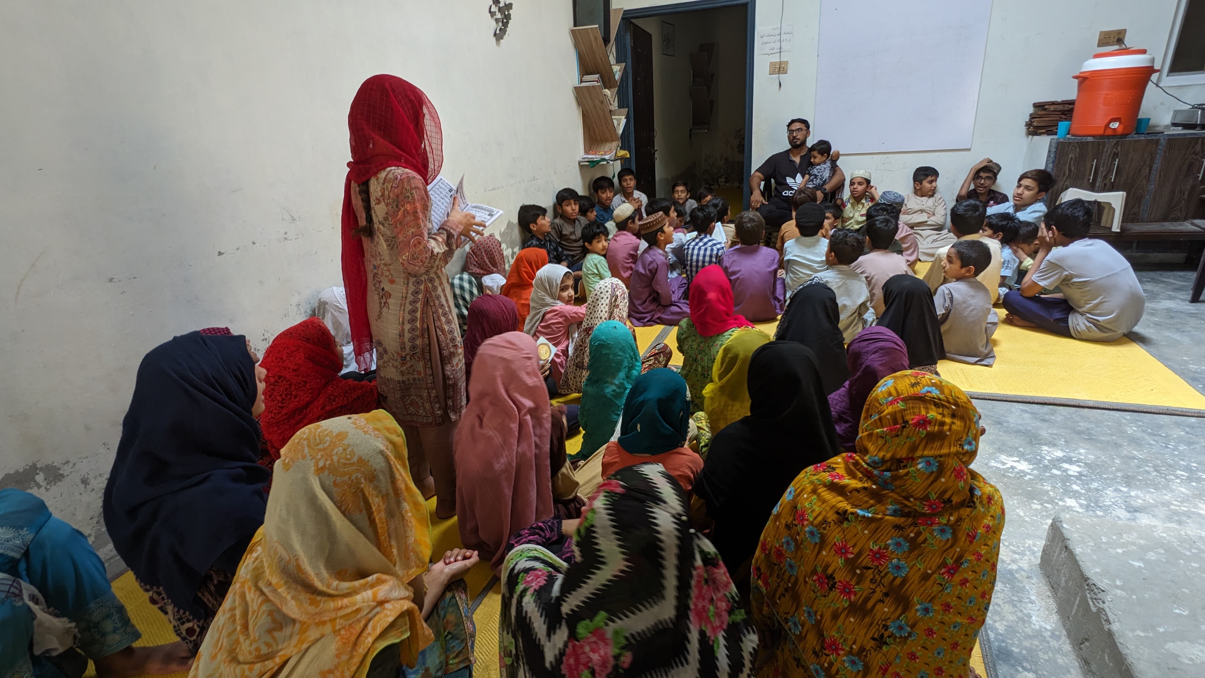 Women's and youth public session at Al Mus'haf